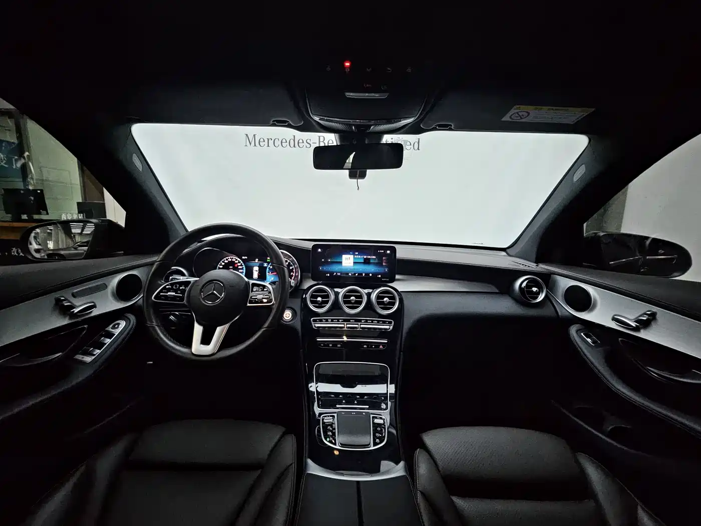 Mercedes-Benz GLC 2020 Facelift GLC 260 L 4MATIC Dynamic фото 13