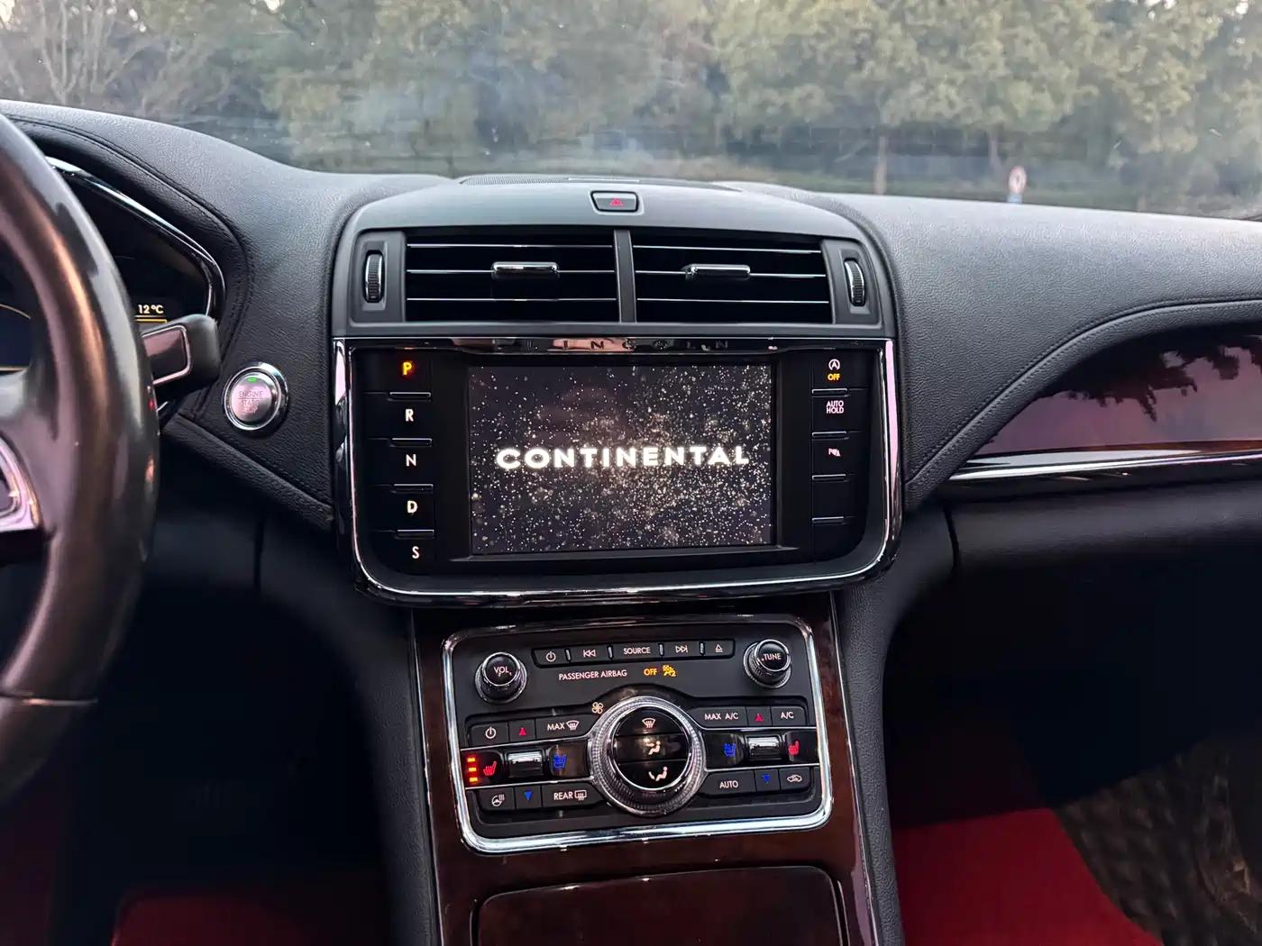 Lincoln Continental 2017 2.0T 2WD Elegance Edition фото 8
