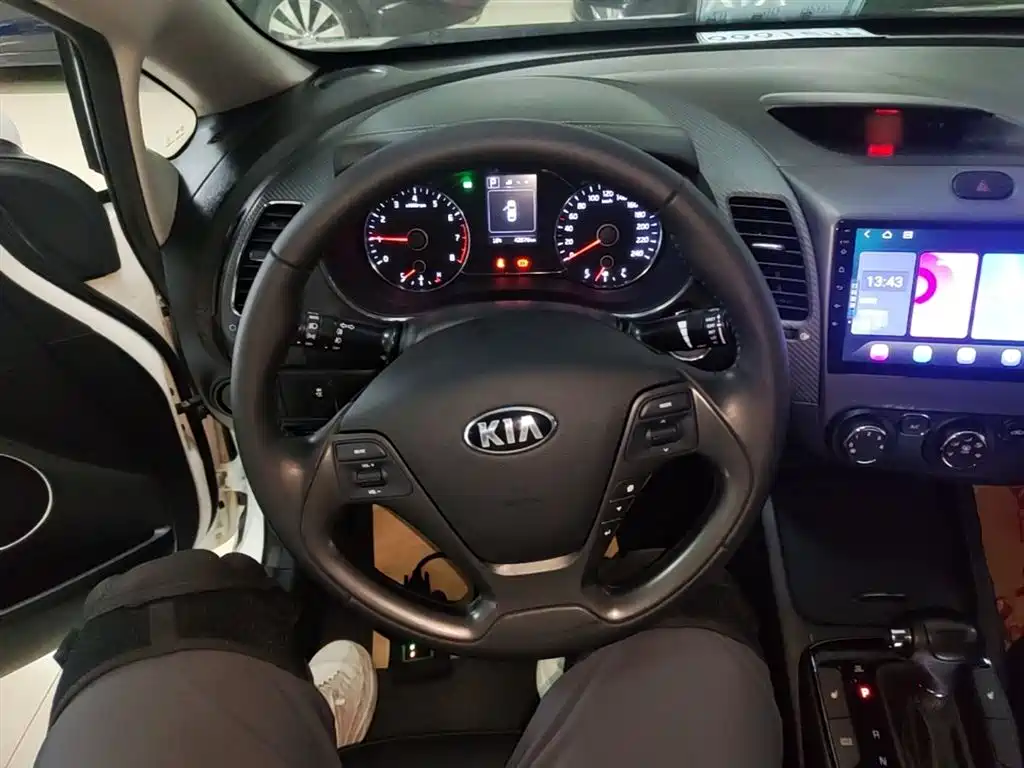 KIA K3