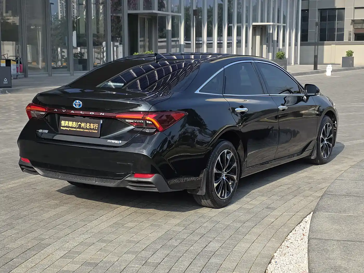 TOYOTA ASIAN DRAGON