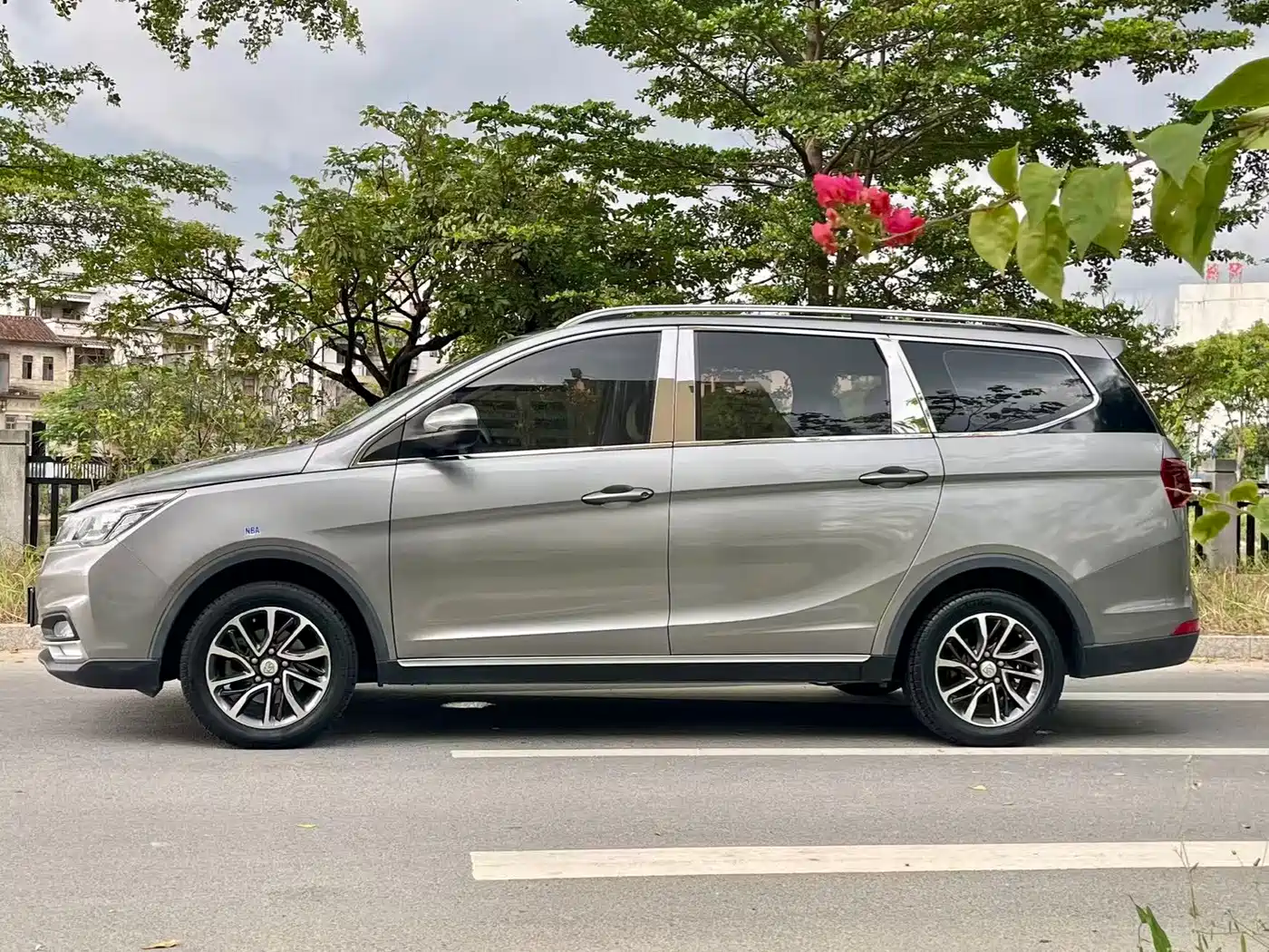 Baojun 730 2021 2021 1.5T CVT Fashion 7-Seater