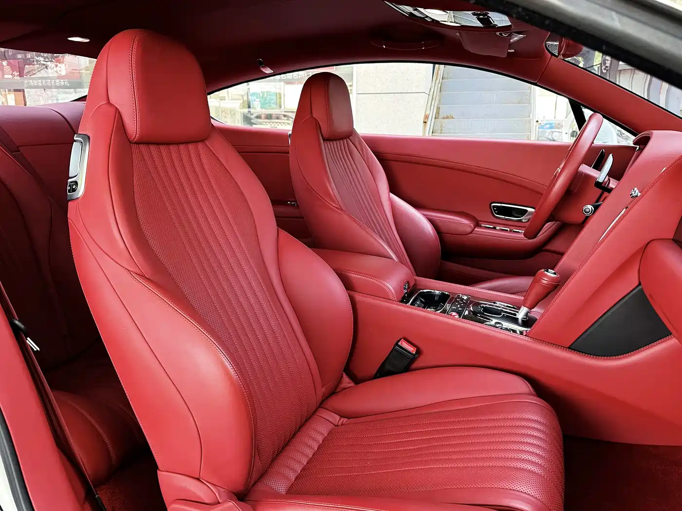 Bentley Continental 2017 4.0T GT V8 Standard фото 14