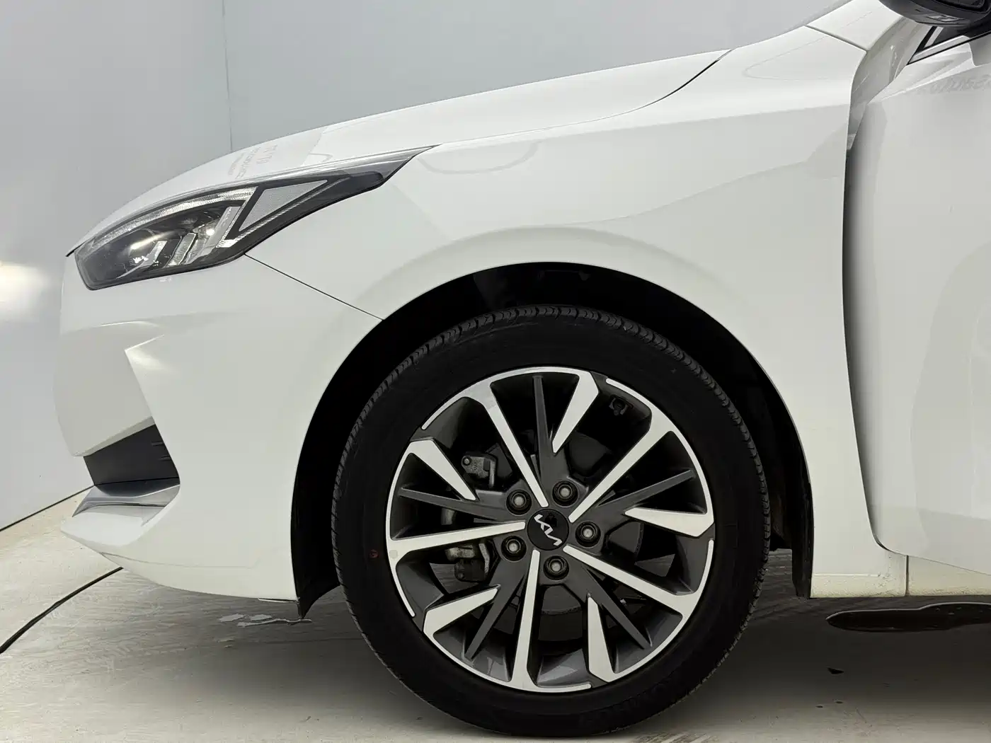 Kia K3 2021 1.5L CVT Fashion Edition фото 20