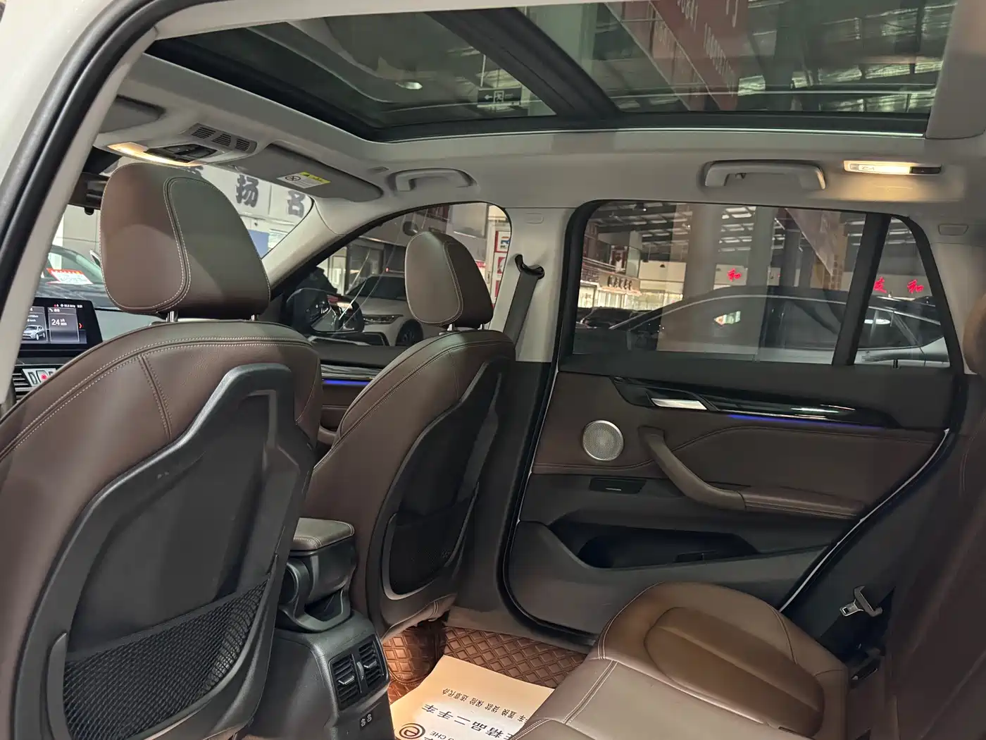 BMW X1 2022 sDrive25Li Leading фото 10
