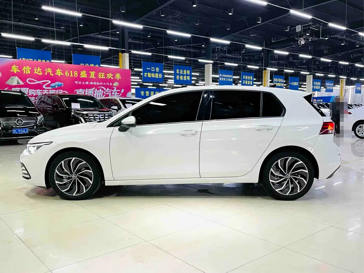 Volkswagen Golf 2024 2023 200TSI DSG Pro