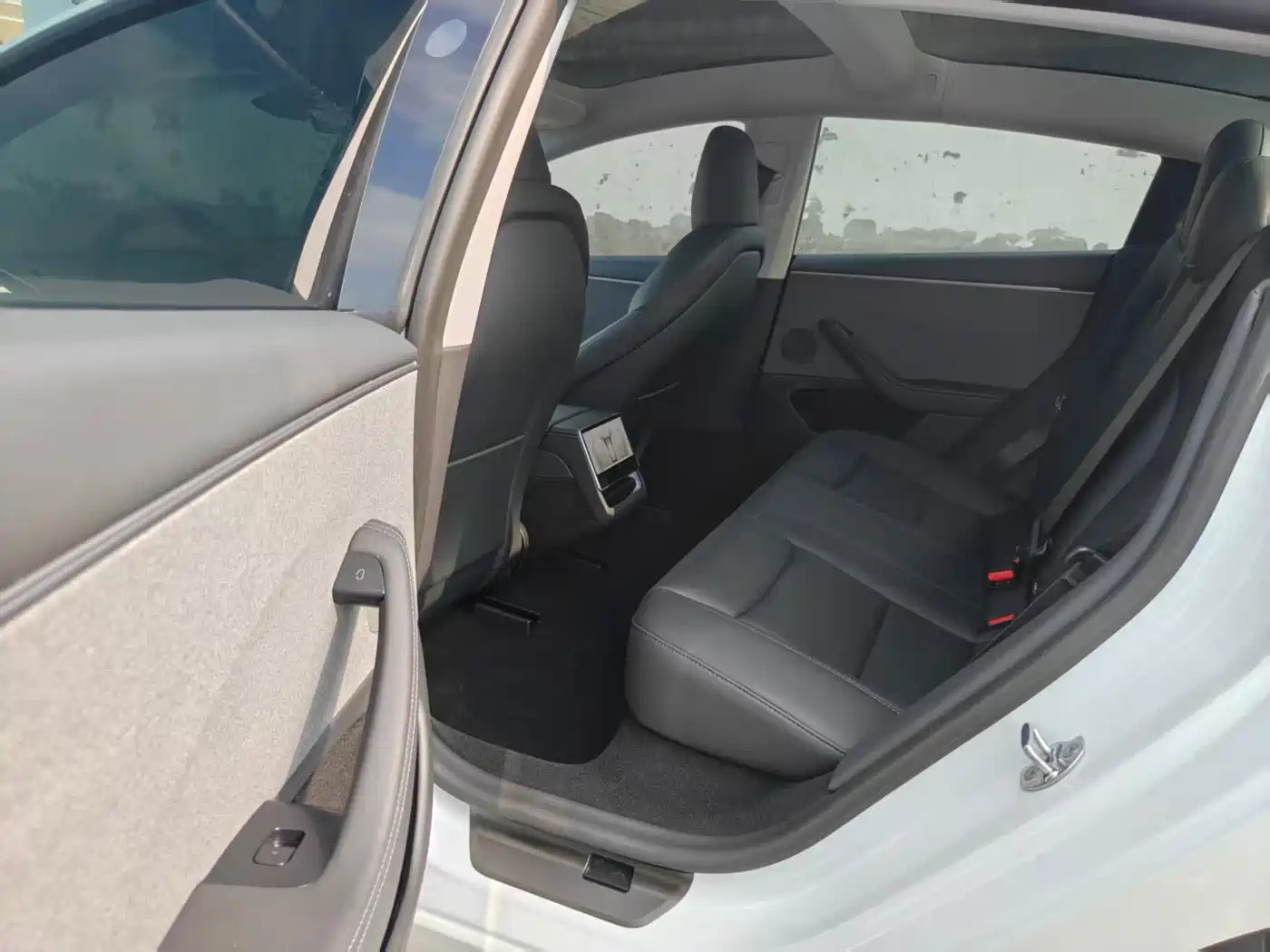 Tesla Model 3 2026 2025 Model Long Range Rear-Wheel Drive