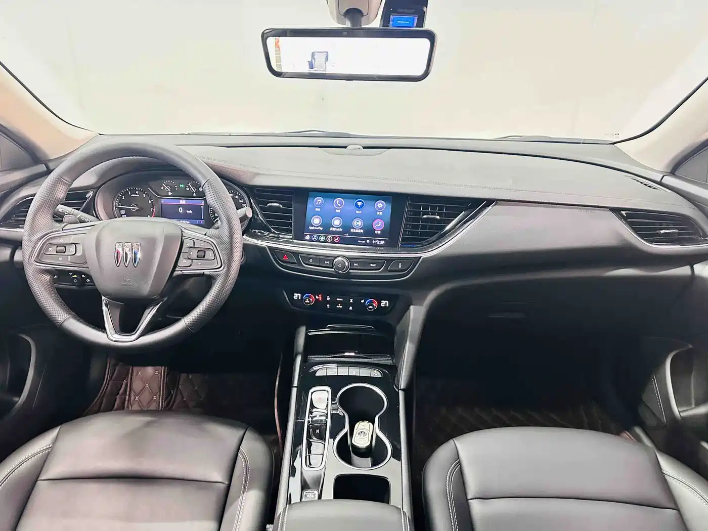Buick Regal 2024 25T Ultra Comfort Edition фото 13