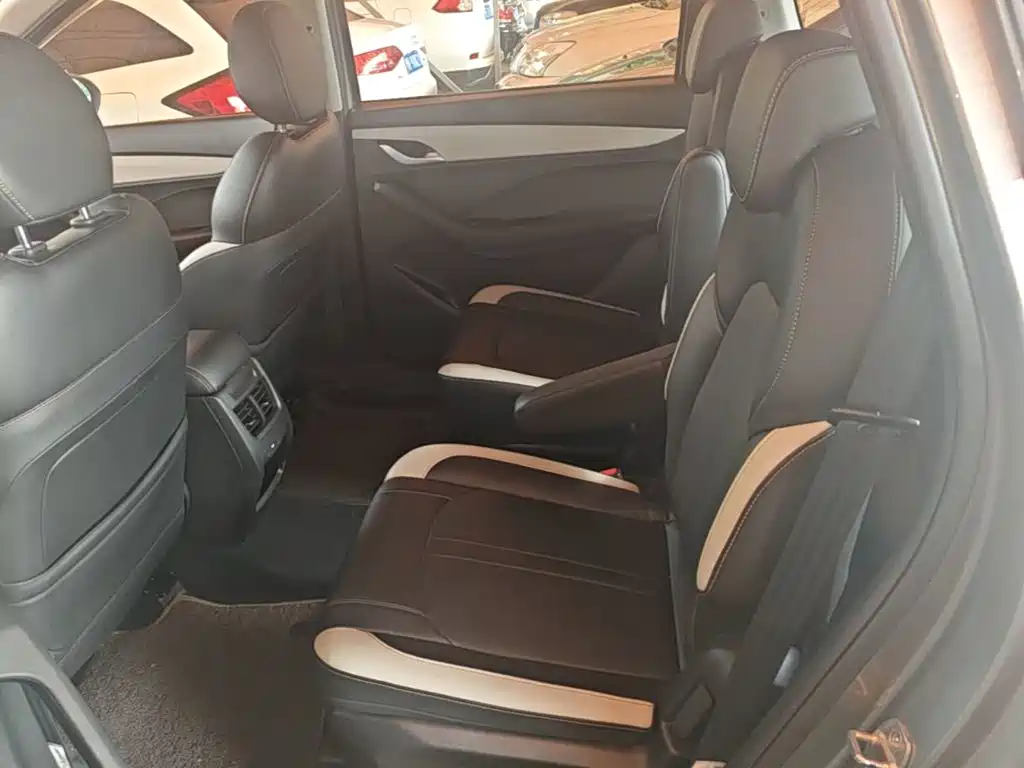 Baojun 360 2020 2019 1.5L CVT Elite (China VI)