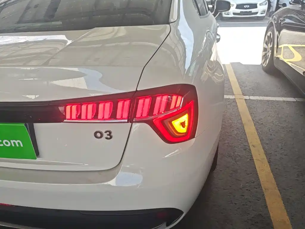 Lynk & Co 03 2019 2018 1.5TD DCT Standard (China V)