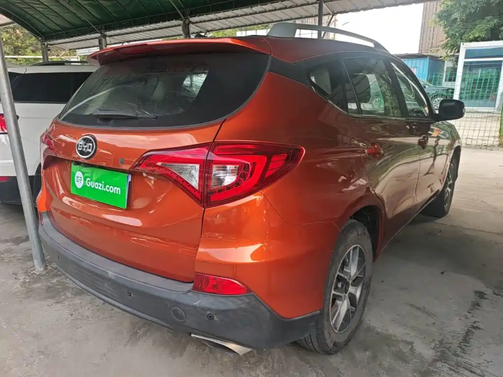 BYD Song 2016 2016 Unrivaled Edition 1.5TI Manual Leading Edition