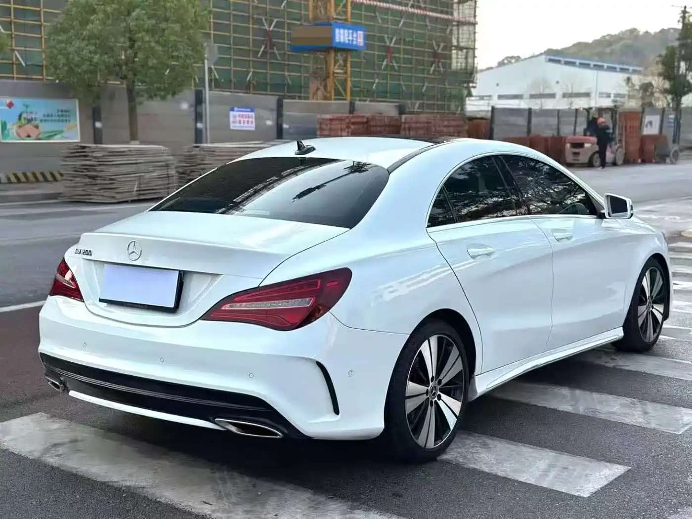Mercedes-Benz CLA (Import) 2018 CLA 200 Fashion Edition фото 9