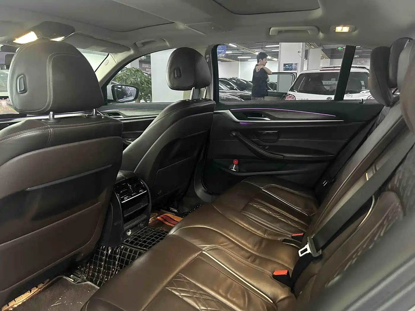 BMW 5 Series 2019 530Li xDrive Luxury Package фото 7