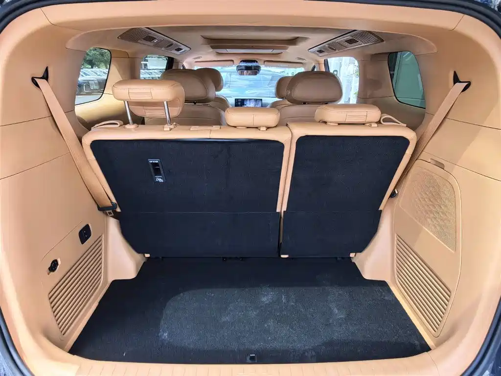 Voyah Auto Voyah Dreamer 2025 Model PHEV 4WD Premium QianKun Edition фото 23