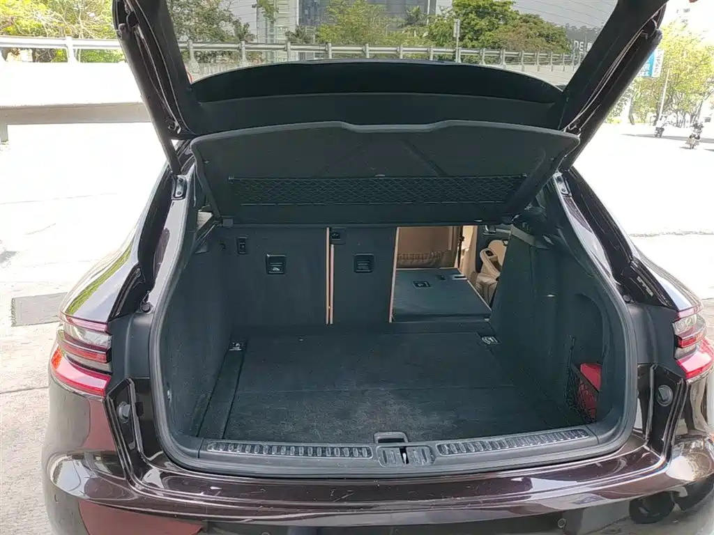 Porsche Macan 2017 Macan 2.0T фото 19