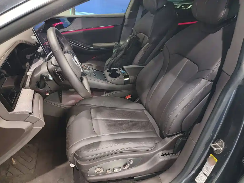 Denza Z9 2024 2024 Model 1100km AWD Max Edition