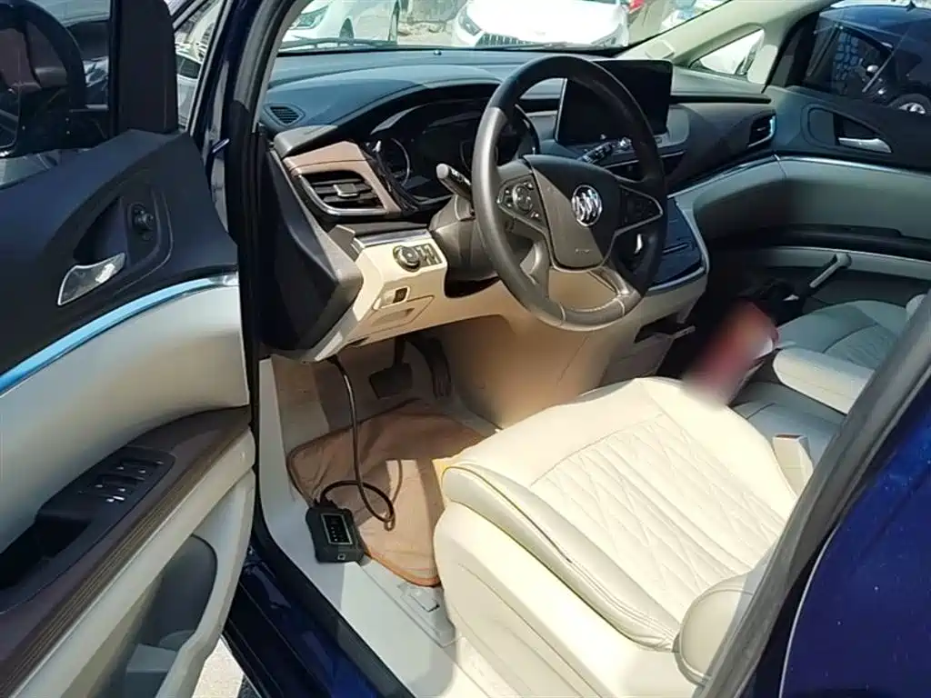 BUICK GL8