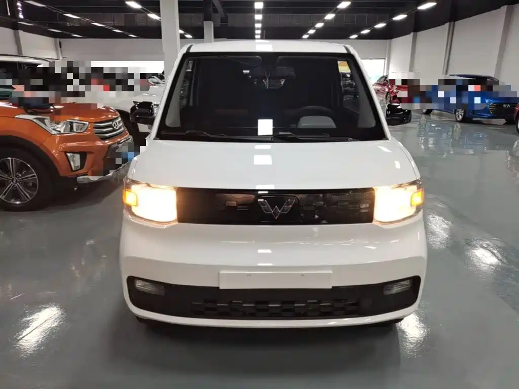 WULING AUTOMOBILE HONGGUANG MINIEV