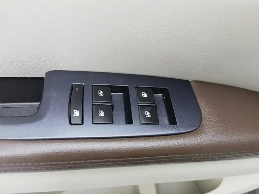 Фото 9 - Buick GL8