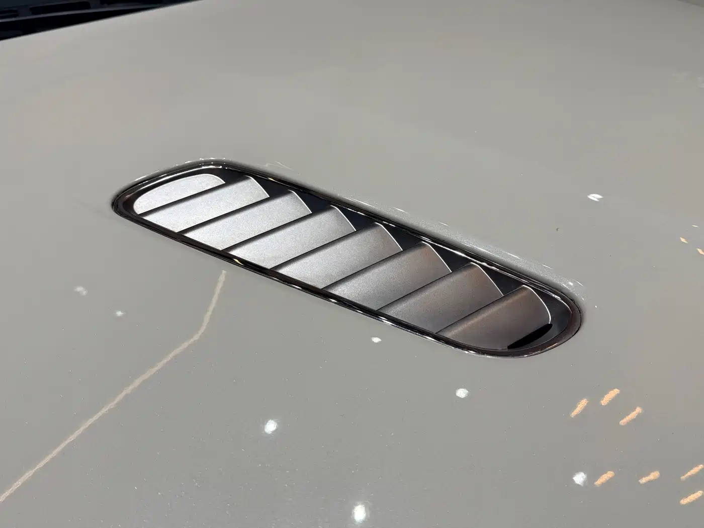 Aston Martin Rapide 2013 6.0L S фото 5