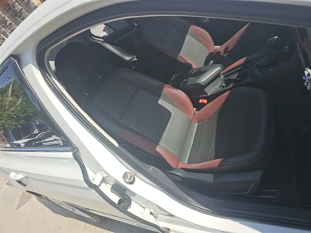 Volkswagen Bora 2020 1.5L Automatic Elite фото 25