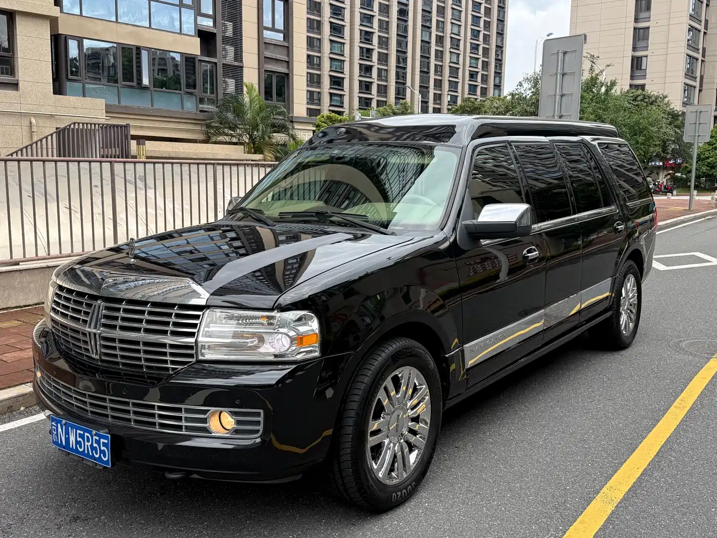 Lincoln Navigator 2010 2010 5.4L AWD