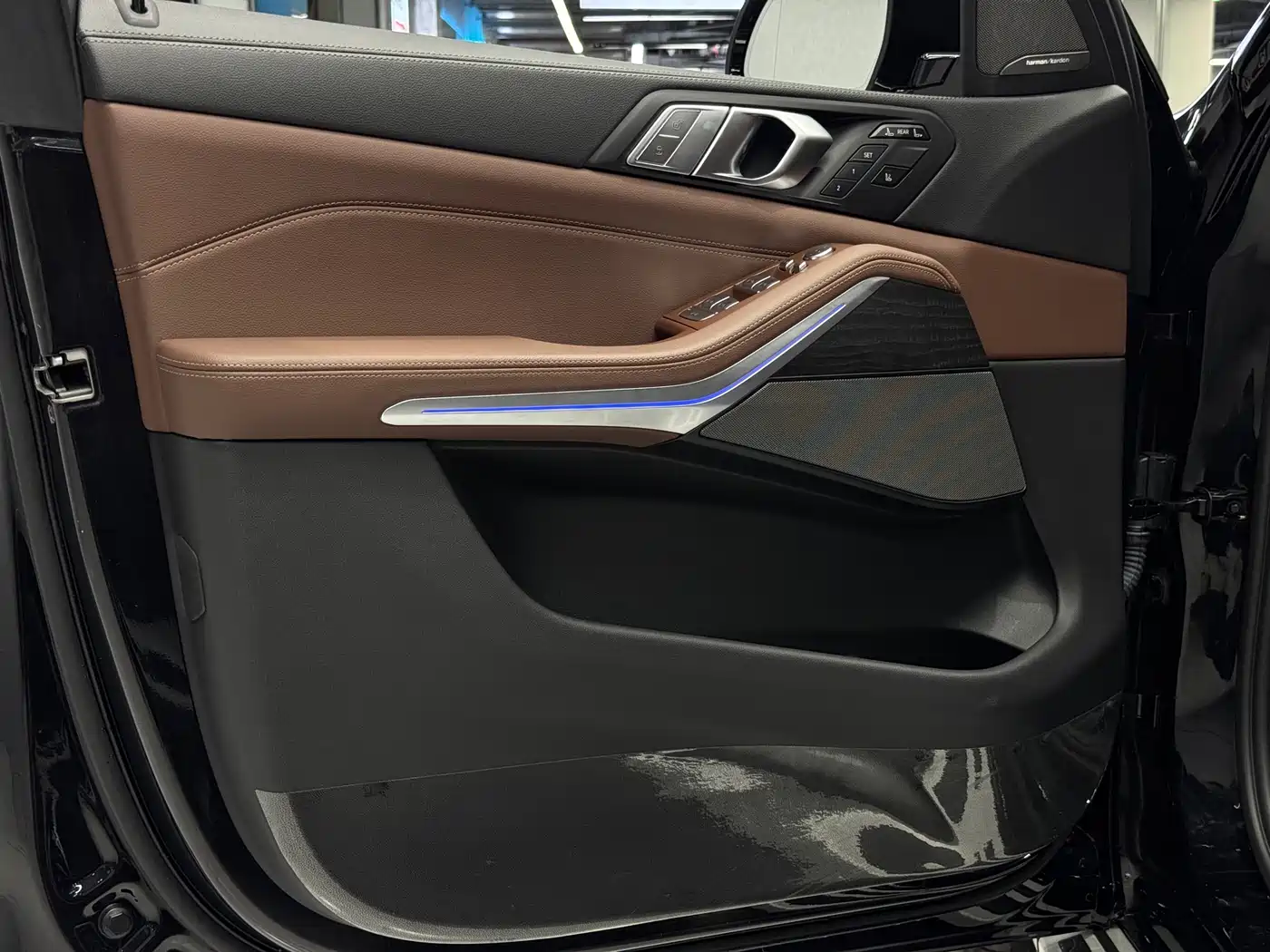 BMW X7 2020 xDrive40i Leading Luxury Package фото 32