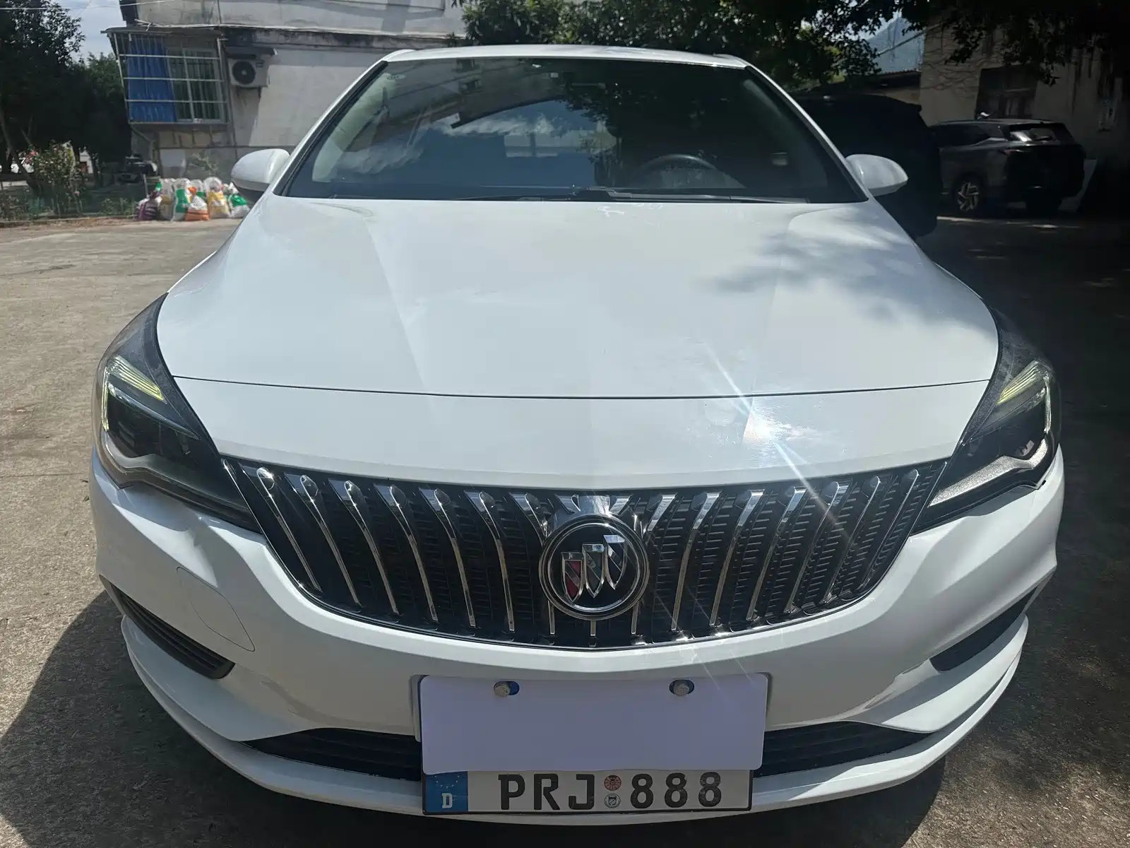 صورة 3 - Buick Verano