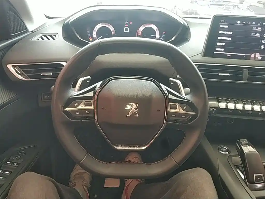 Peugeot 5008 2017 380THP 7-seat Elite Edition фото 11