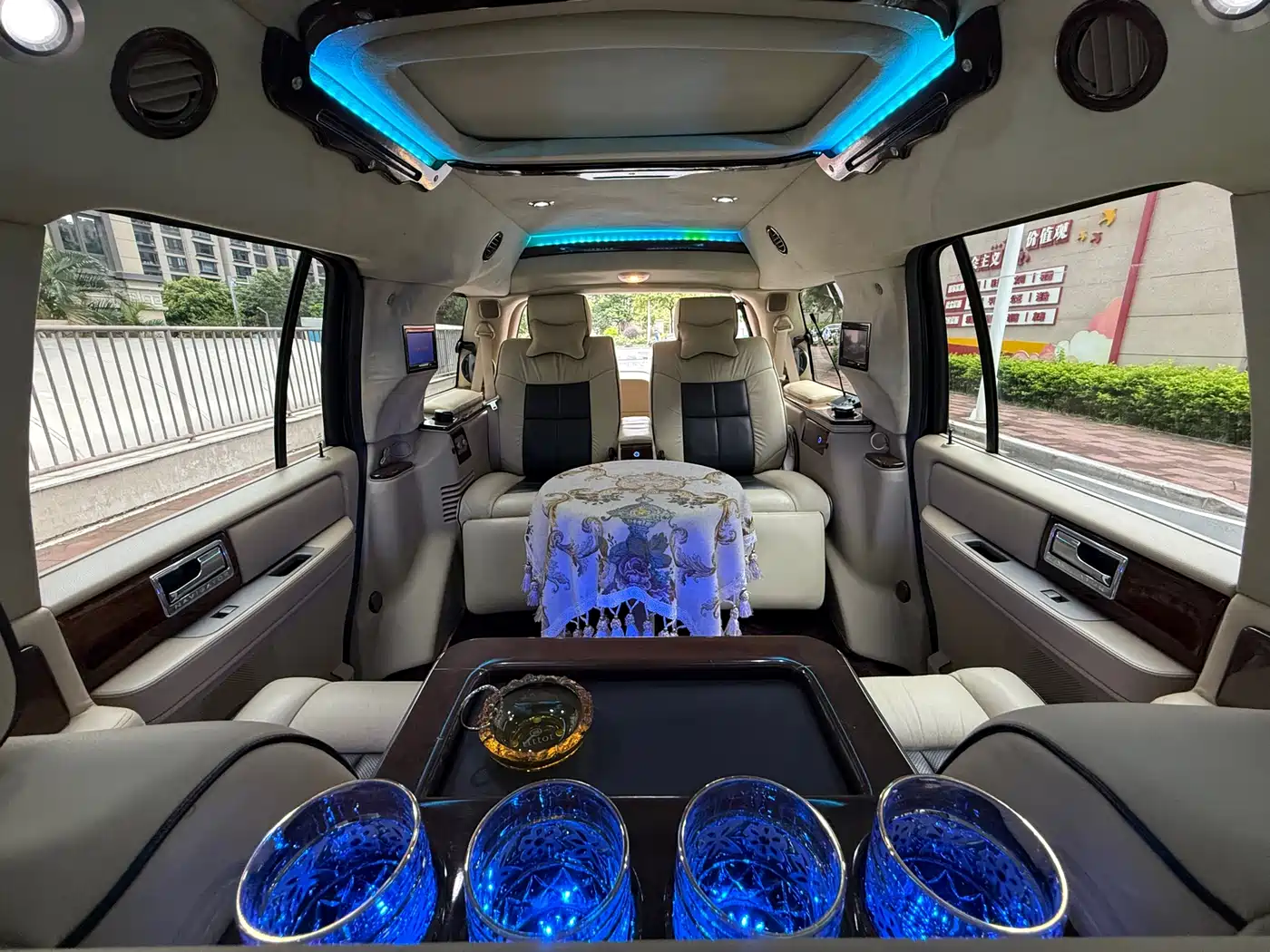 Lincoln Navigator 2010 2010 5.4L AWD