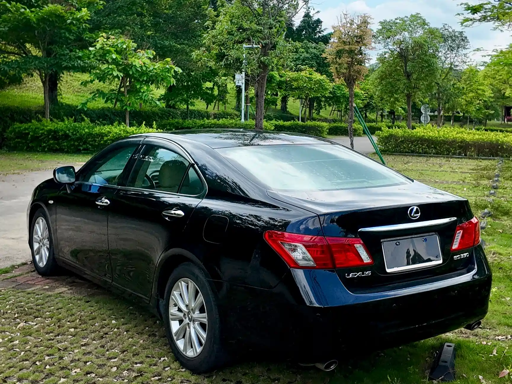 Фото 22 - Lexus ES