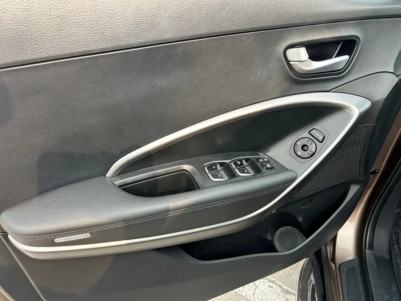 Hyundai Santa Fe 2013 Facelift 2.4L Automatic 4WD Smart фото 10