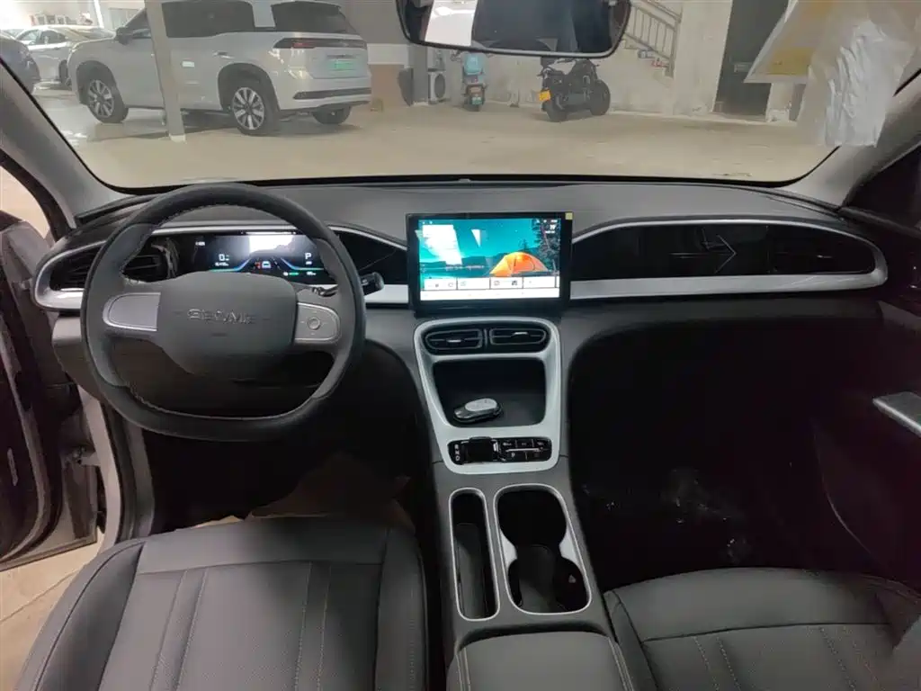 Geely Galaxy Starry Wish 2026 Edition 310km Youth Version фото 10
