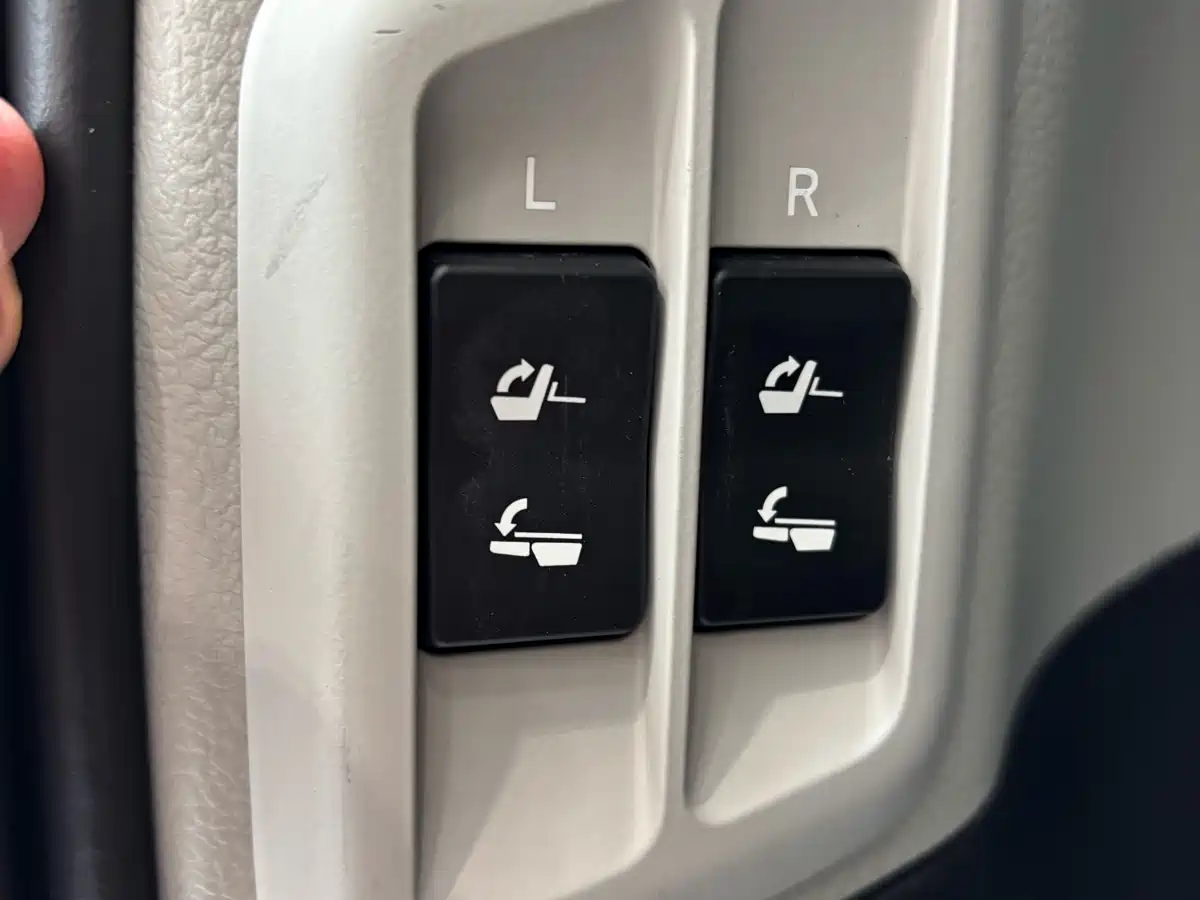 Toyota Prado 2018 3.5L Automatic TX-L NAVI Rear-mounted Spare Tire фото 21