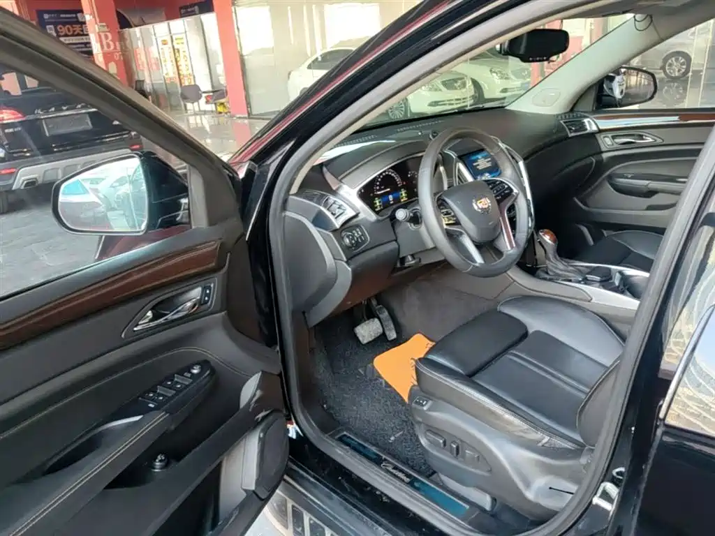 Cadillac SRX 2015 3.0L Elite фото 16