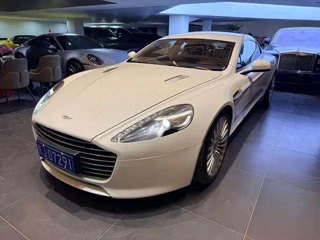 aston-martin rapide