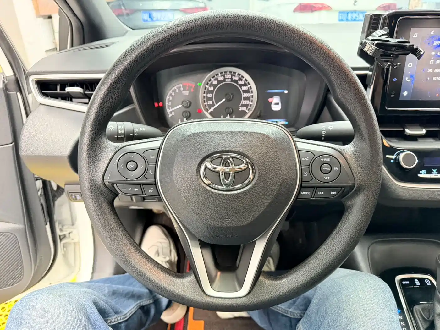 Toyota Levin 2023 185T CVT Sport фото 18