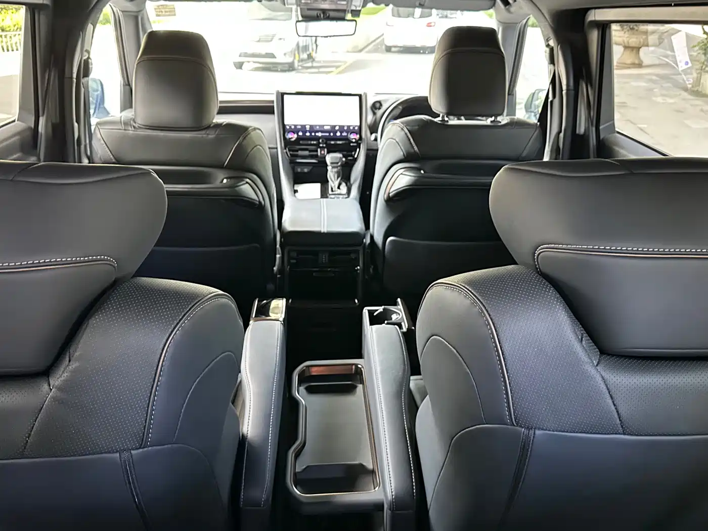 Toyota Alphard 2026 2025 Hybrid 2.5L Ultimate Gold Edition