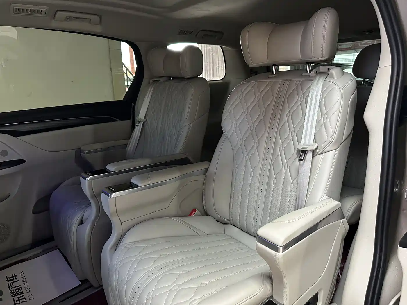 Buick GL8 2023 ES Landmaster Comfort фото 25