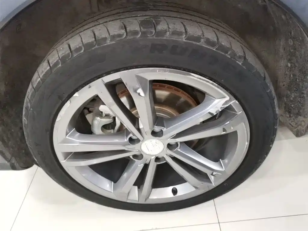 BYD Tang 2021 2.0T Automatic Flagship фото 23