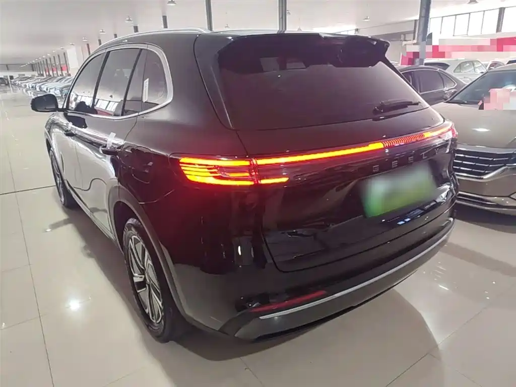 Geely Galaxy Galaxy Starship 7 EM-i 2025 120km Navigation Edition фото 5