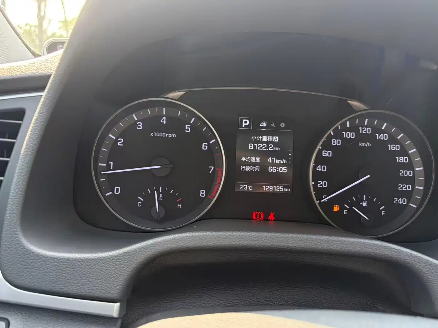 Hyundai Elantra 2018 1.6L Automatic 15th Anniversary Special Edition фото 16