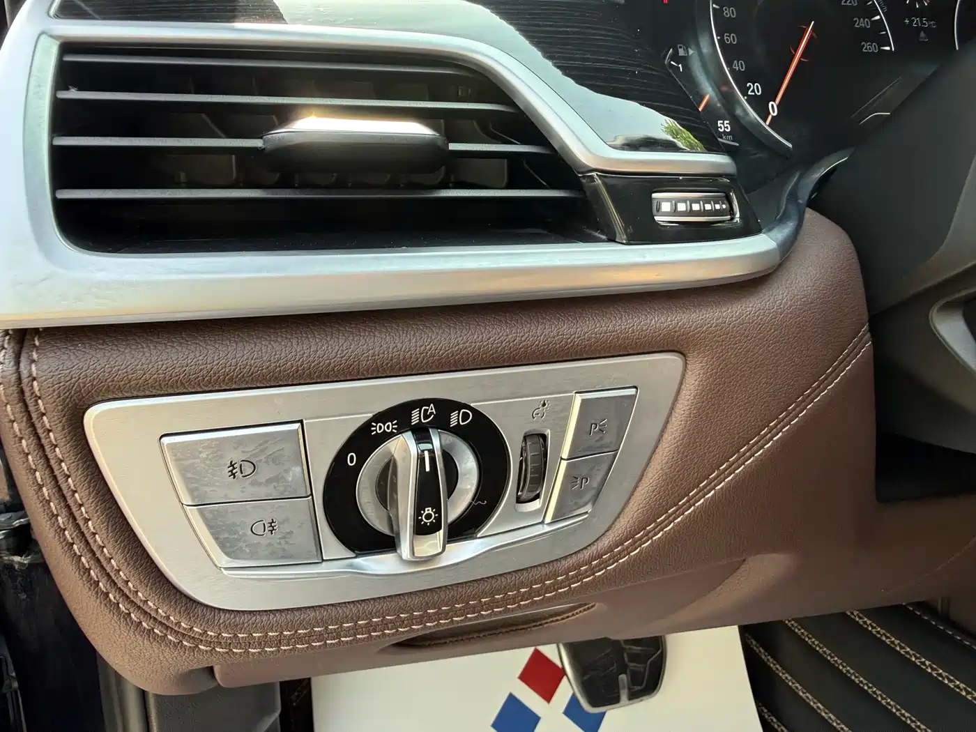 BMW 7 Series 2018 740Li Leading Type M Sport Package фото 15