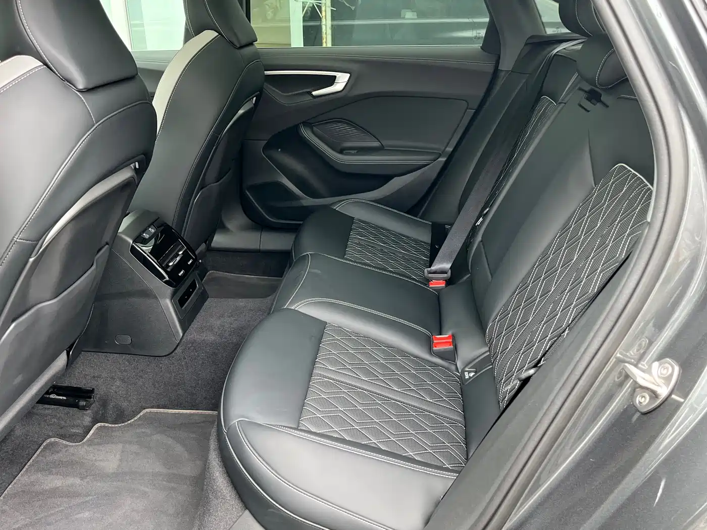 Audi A5L 2025 2.0T Sport Edition Plus фото 12