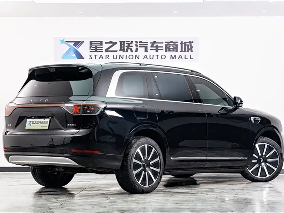 AITO Wenjie AITO M9 2025 Extended Range Ultra 52kWh 6-Seater фото 6