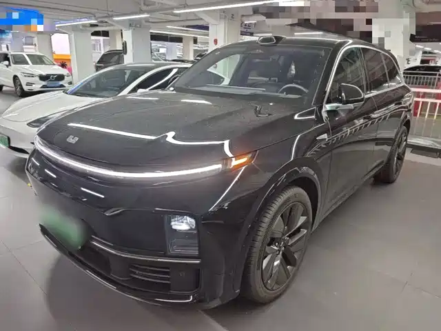 Li Auto L7 2025