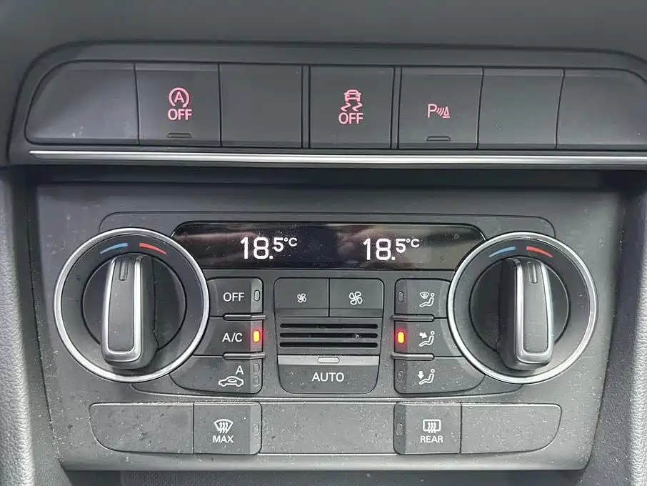 Фото 8 - Audi Q3