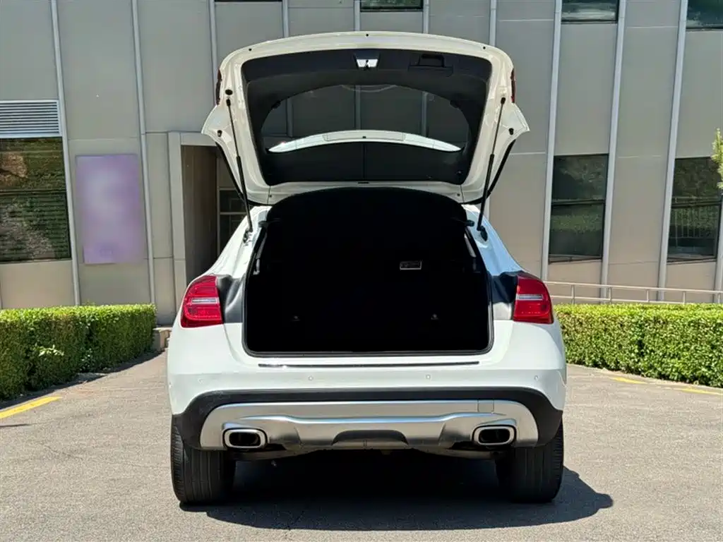 Mercedes-Benz GLA 2016 GLA 200 Fashion фото 18