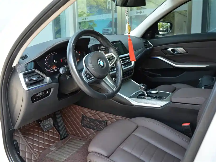 BMW 3 Series 2021 325Li M Sport Night Edition фото 7