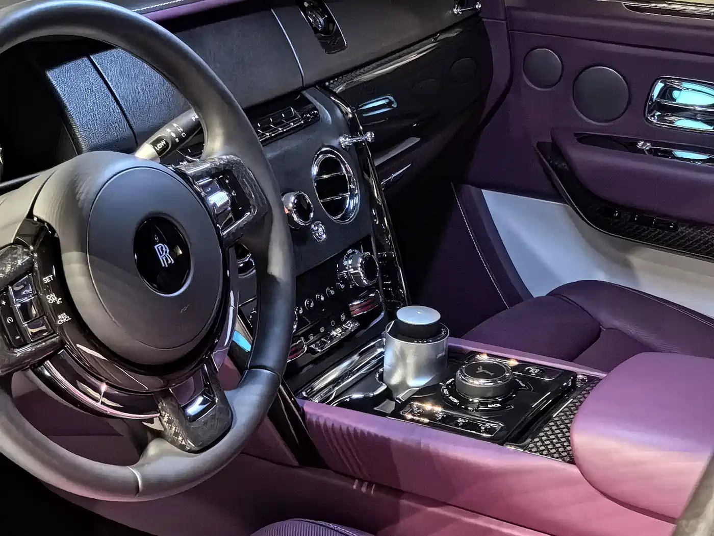 Rolls-Royce Cullinan 2021 2020 Black Badge