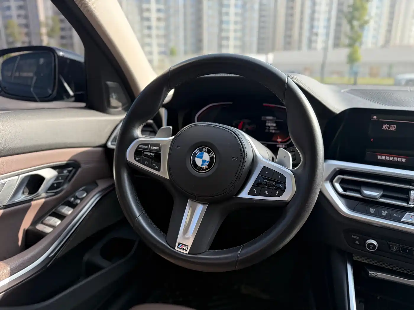 BMW 3 Series 2022 325Li M Sport Shadow Edition фото 13